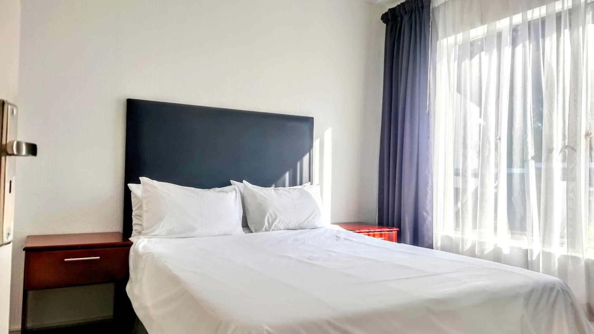 Palmar Hotel ヨハネスブルグ エクステリア 写真